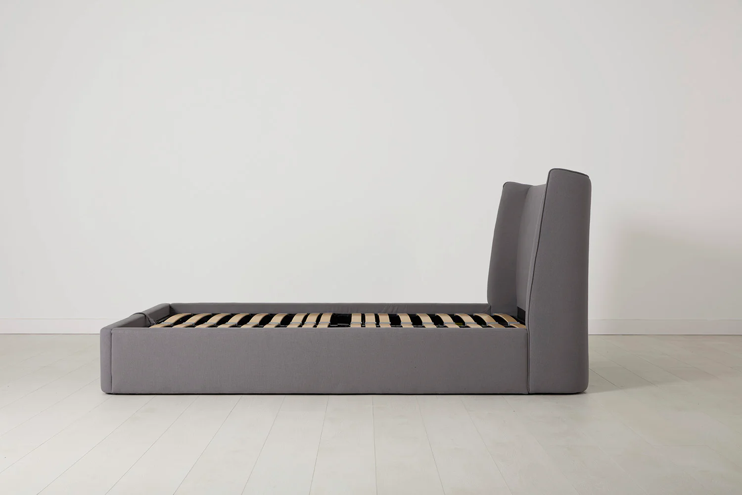 Bed 03 Storage Super King Sized Bed, Risso - Image 7