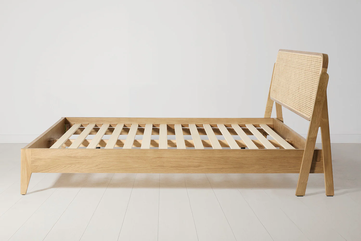 Bed 04 Super King Sized Bed, Oak - Image 3