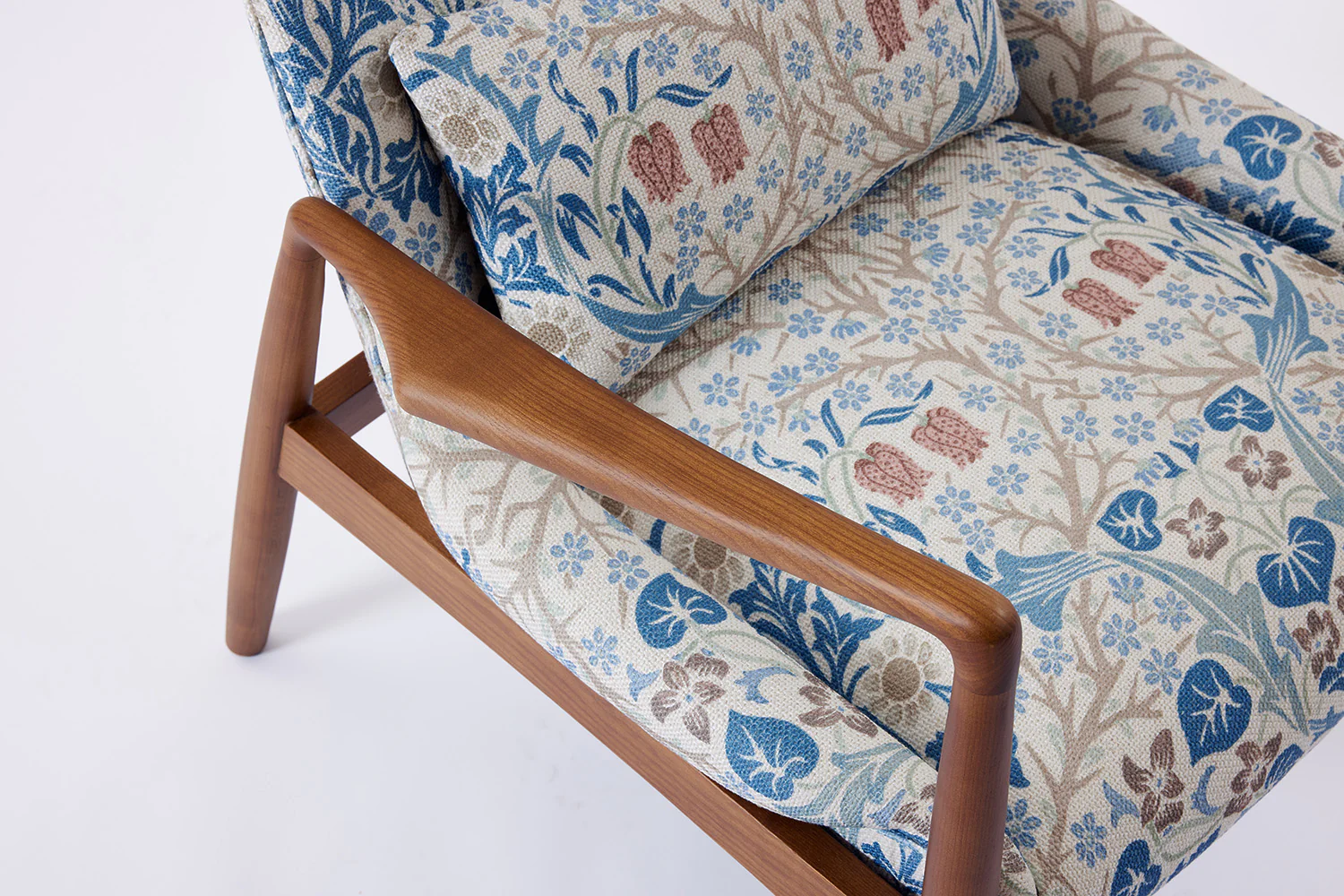 Chair 01, Blackthorn - Image 3