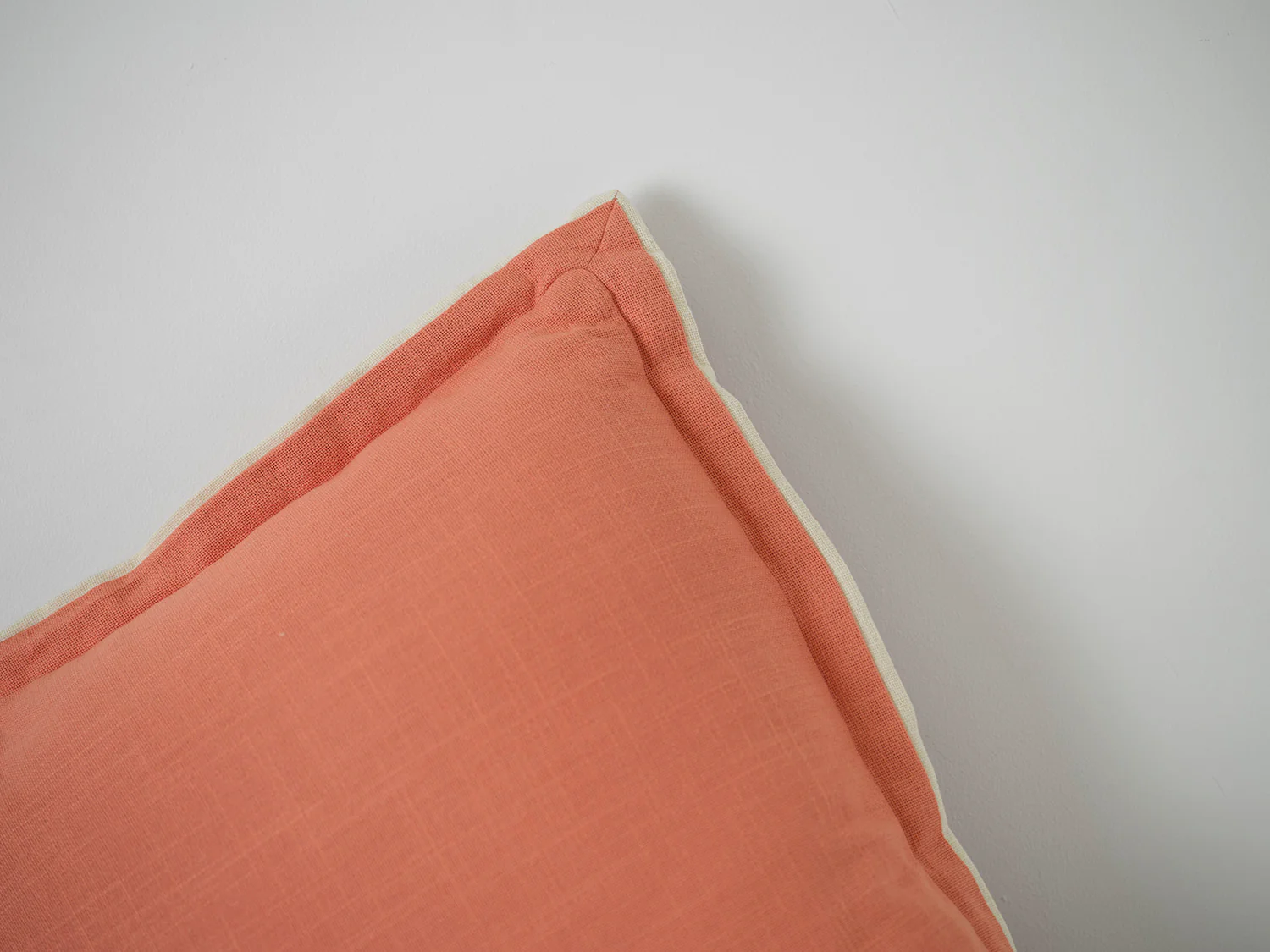 Cushion 03, Pink - Image 3