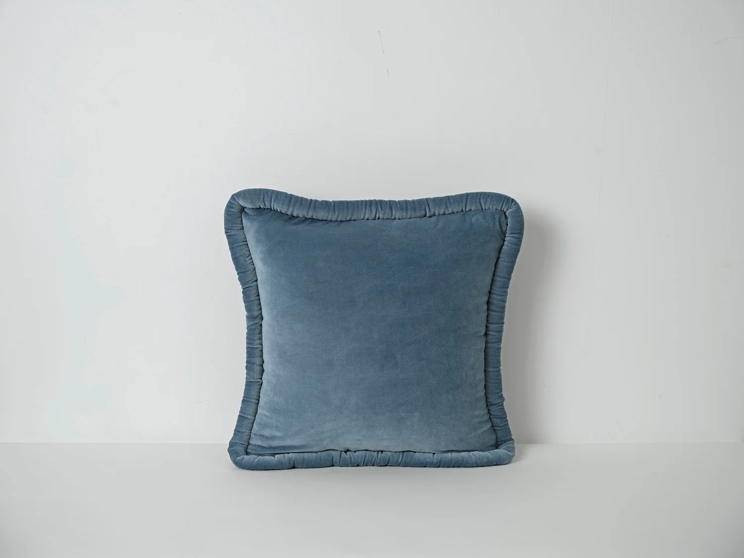 Cushion 04 - Image 2