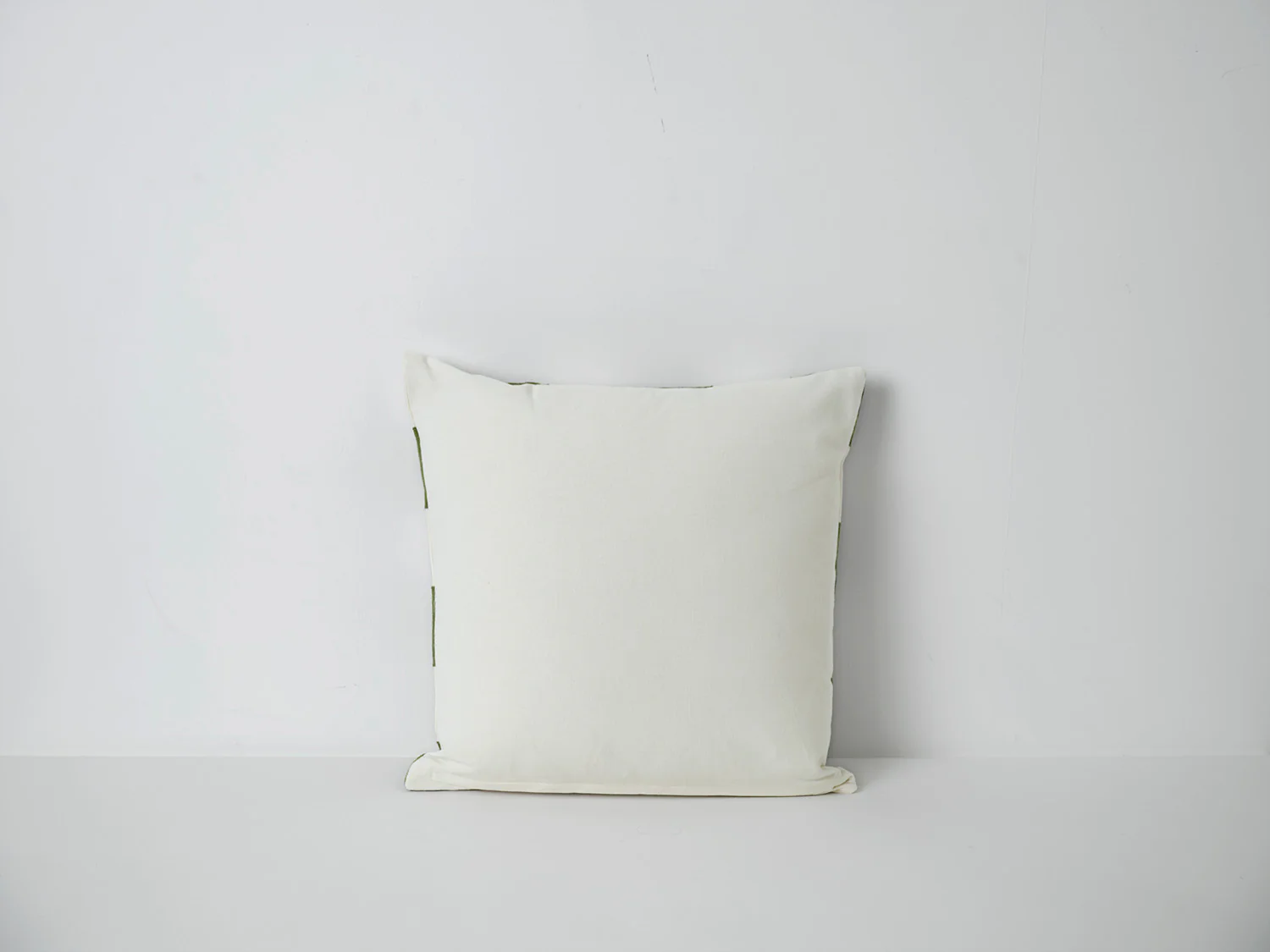 Cushion 05, Green - Image 2