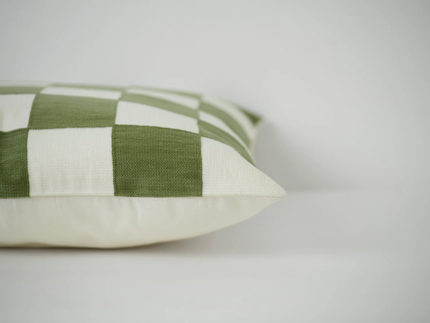 Cushion 05, Green - Image 3