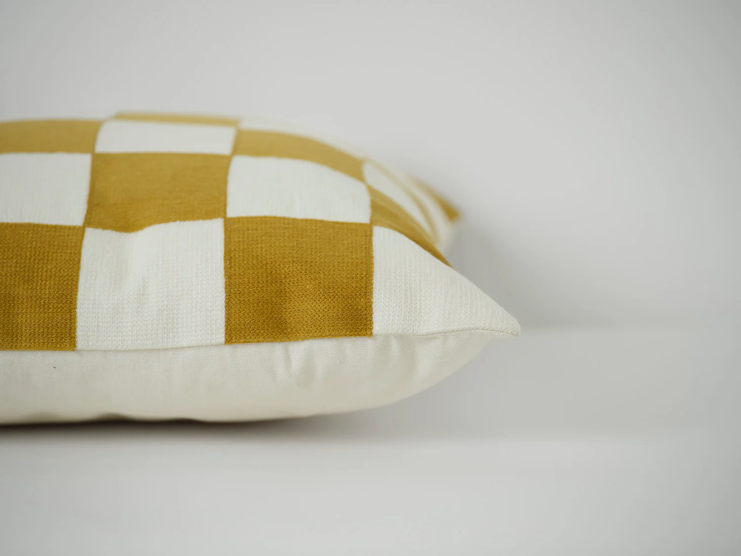 Cushion 05, Yellow - Image 3