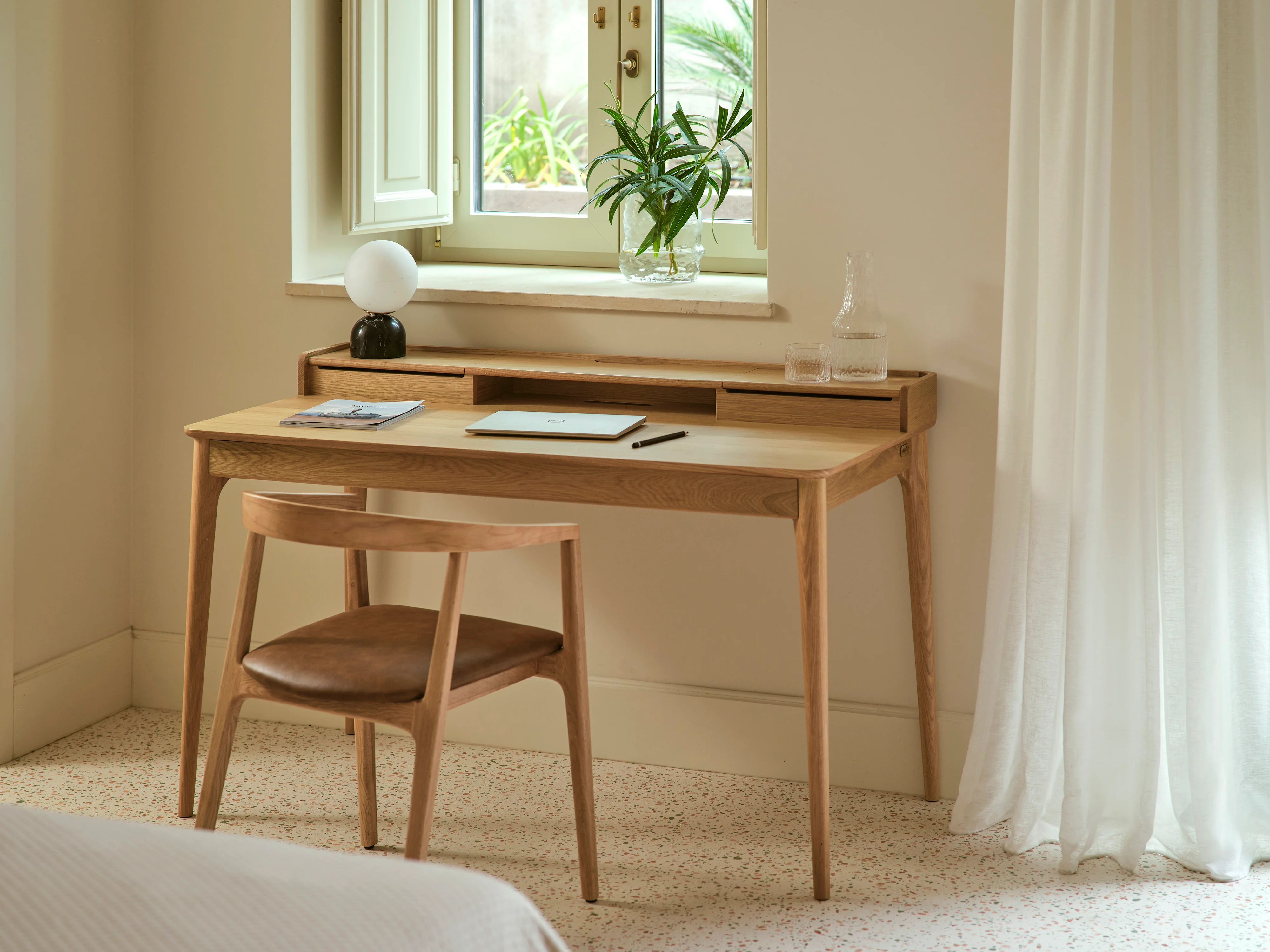 Desk 01, Oak - Image 2