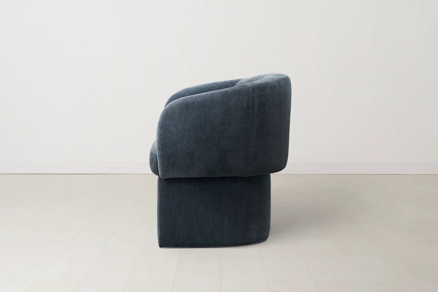 Chair 06, Mist - Image 4