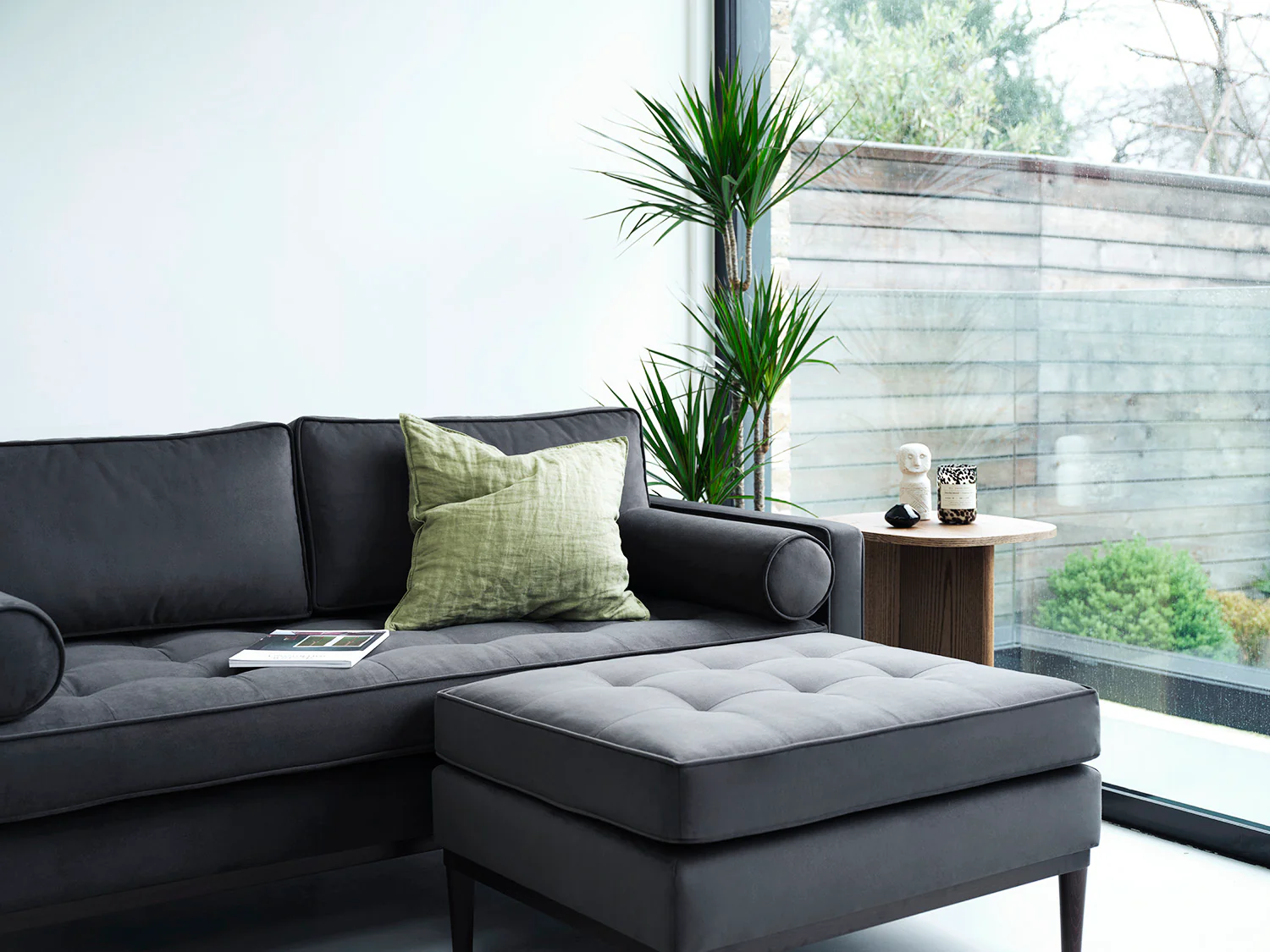 Model 02 2-Seater Sofa with Ottoman, Charcoal - Image 4
