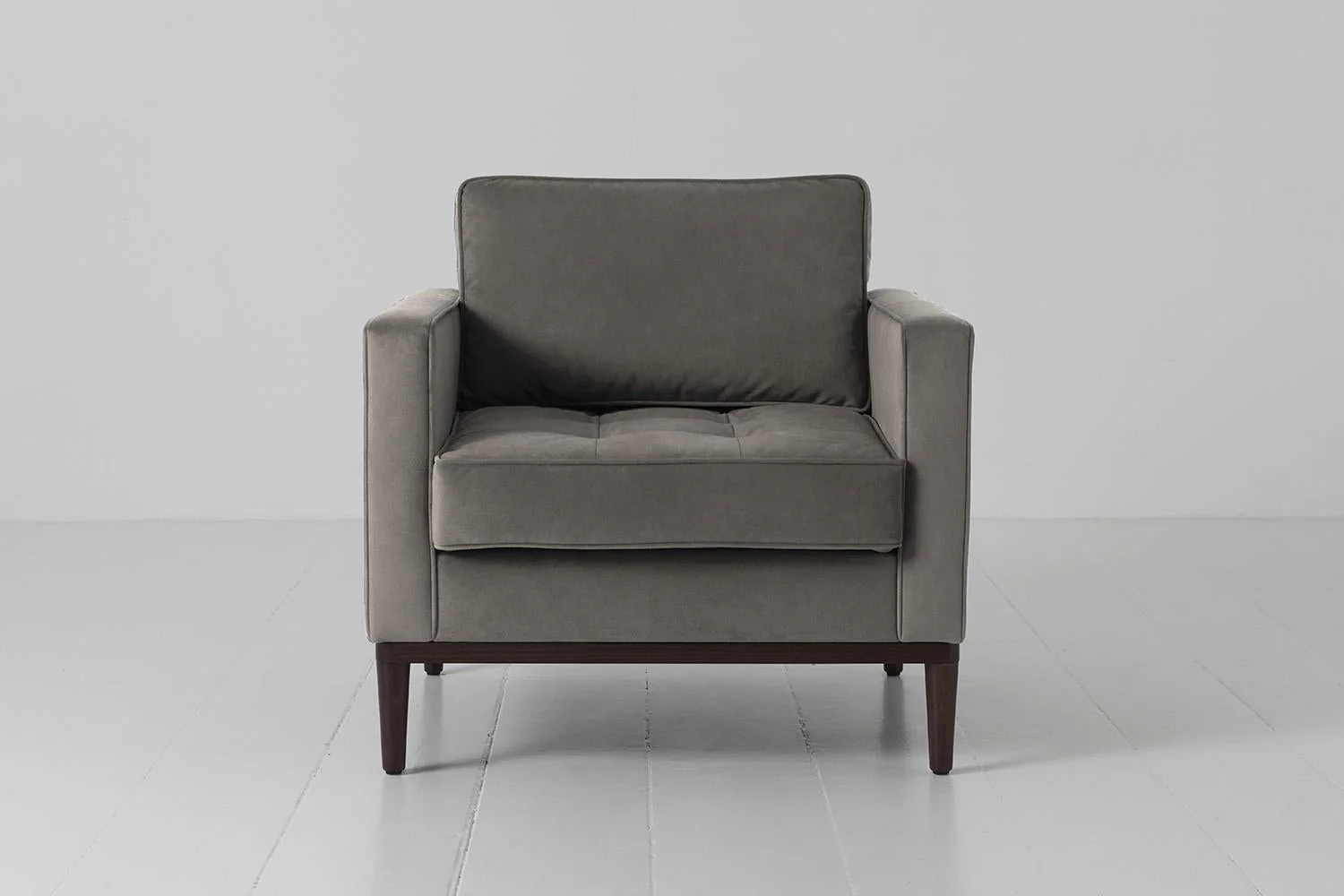 Model 02 Armchair, Elephant
