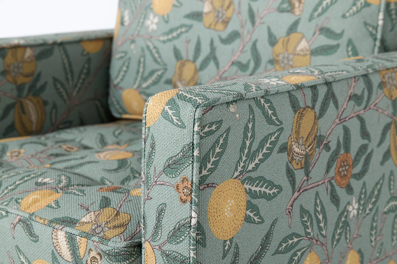Model 02 Armchair, Fruit - Image 5