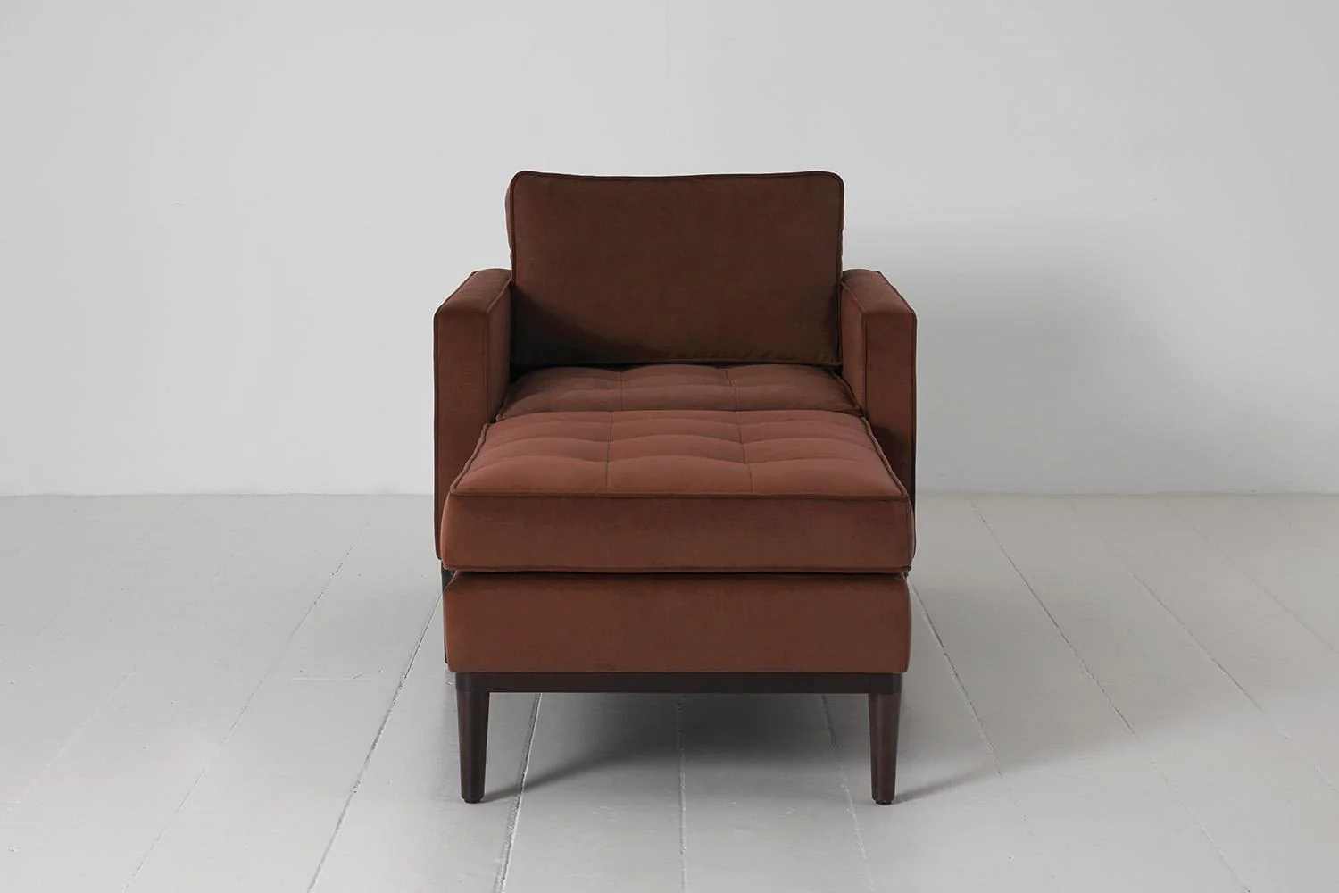 Model 02 Chaise Longue, Brick