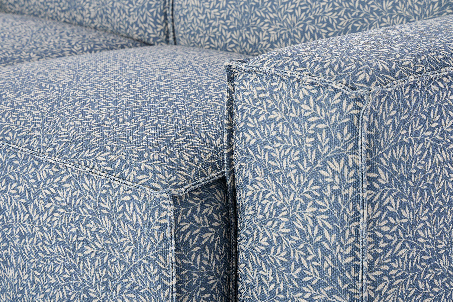 Model 03 3-Seater Left Chaise Sofa, Standen - Image 5