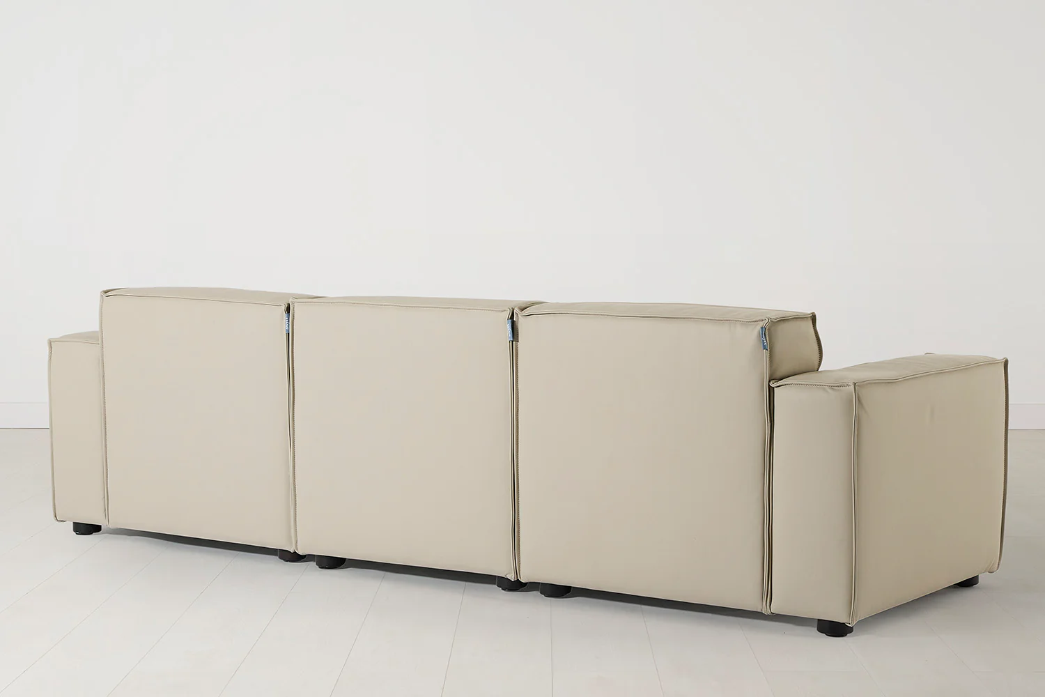 Model 03 3-Seater Sofa, Oyster - Image 4