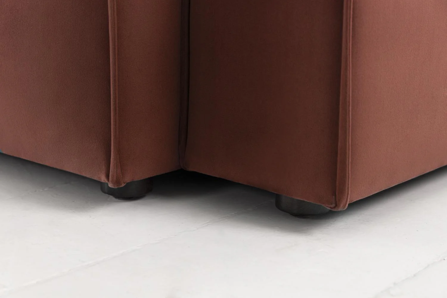 Model 03 3-Seater Right Chaise Sofa, Brick - Image 6