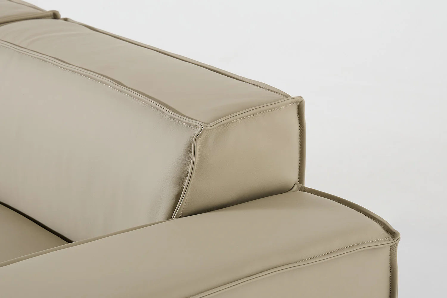 Model 03 Corner Sofa, Oyster - Image 5