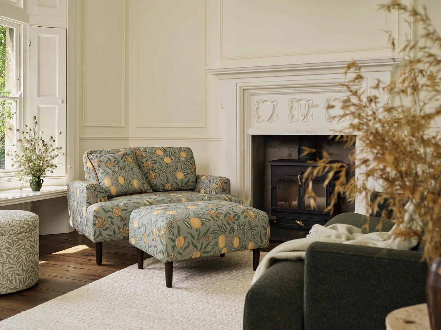 Model 05 Loveseat, Fruit - Image 2
