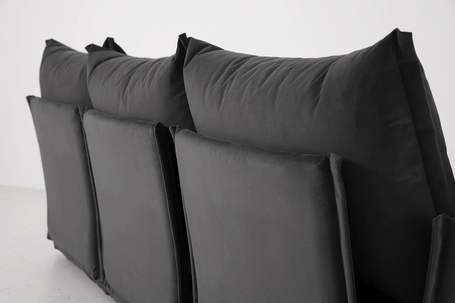Model 06 3-Seater Right Chaise Sofa, Charcoal - Image 7