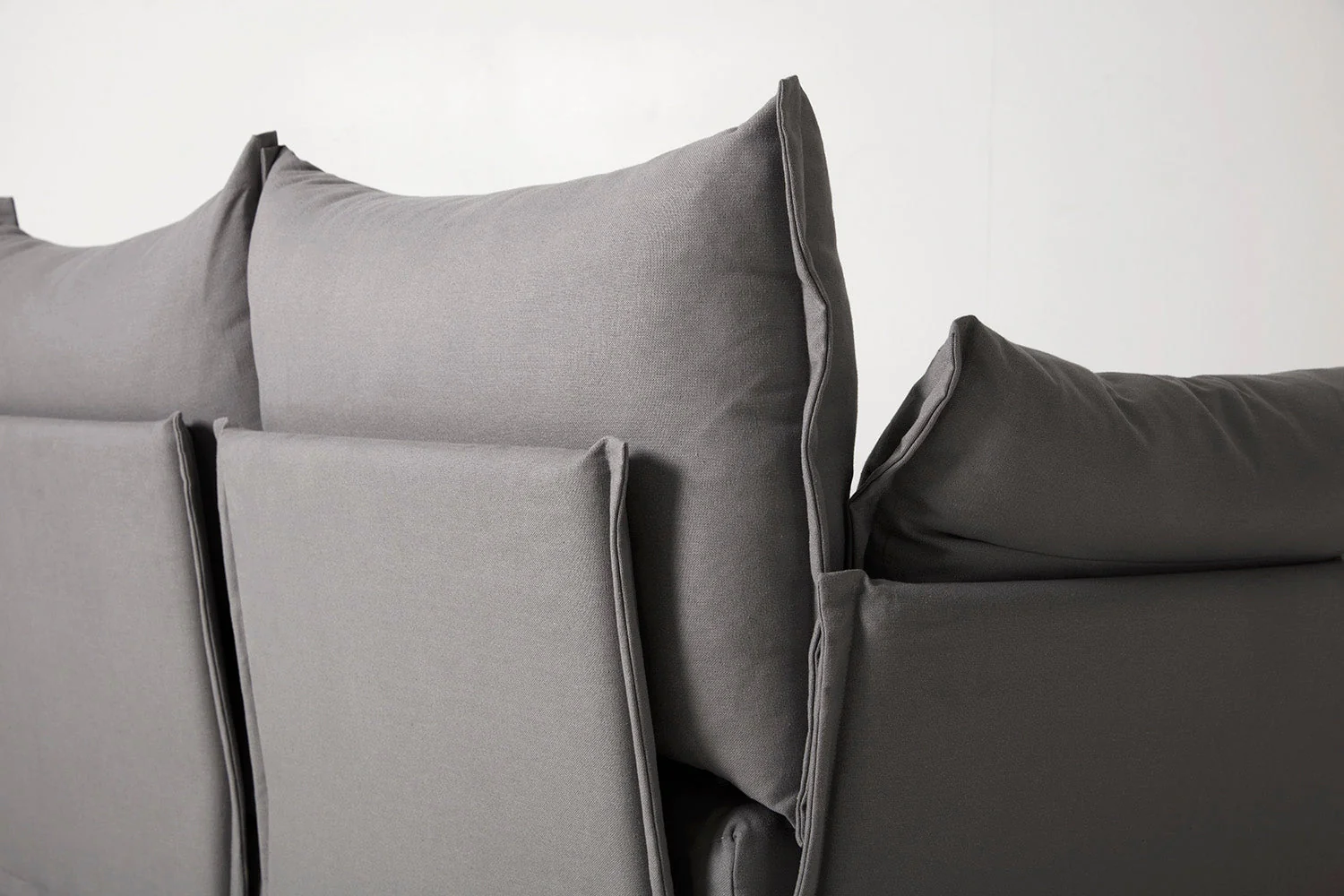 Model 06 3-Seater Right Chaise Sofa, Risso - Image 6