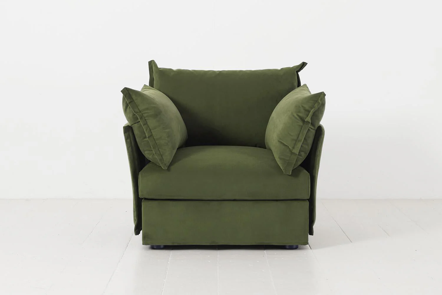 Model 06 Armchair, Vine