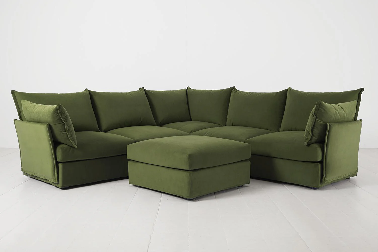 Model 06 Corner Sofa with Ottoman, Vine