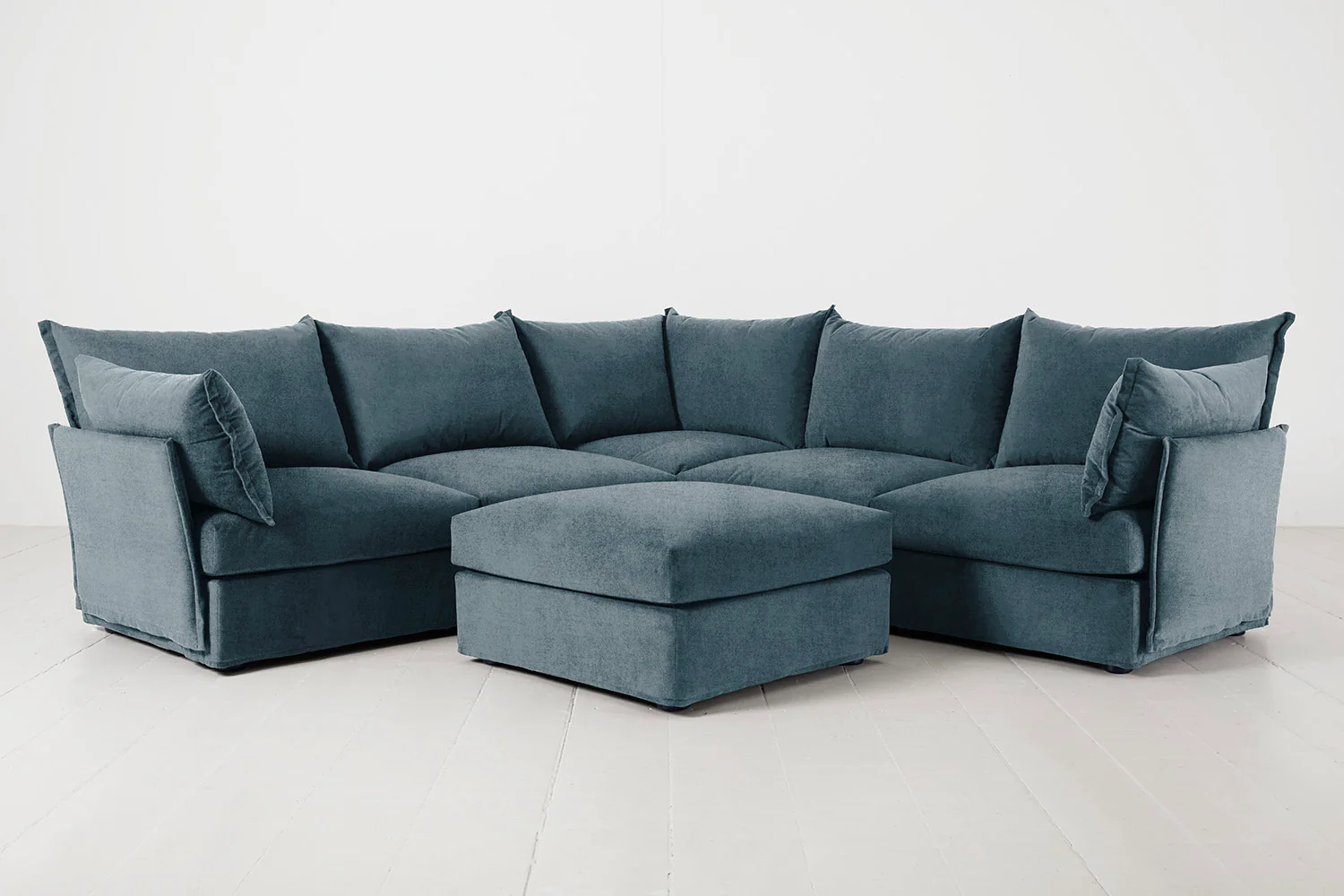 Model 06 Corner Sofa with Ottoman, Hydro
