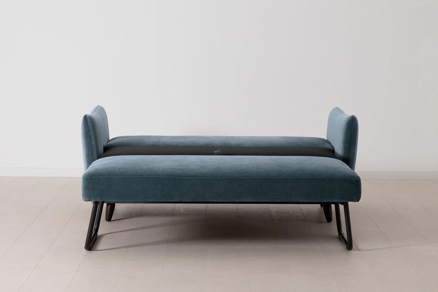 Model 08 Sofa Bed 2.5 Seater, Hydro - Image 8
