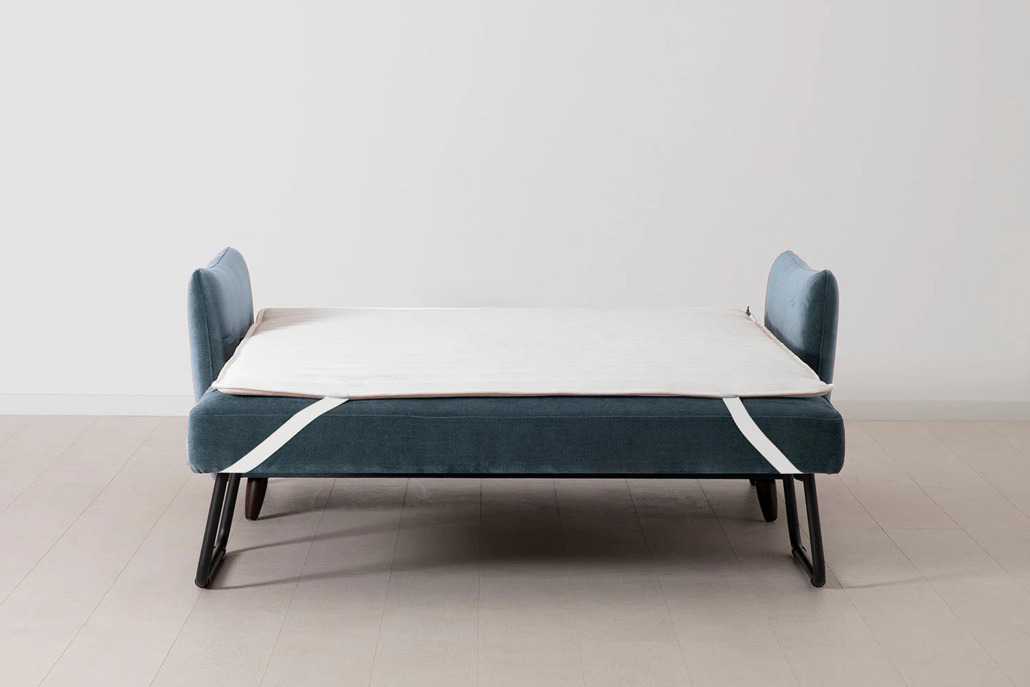 Model 08 Sofa Bed 2.5 Seater, Hydro - Image 9