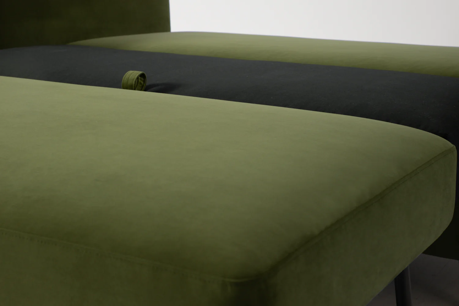 Model 08 Sofa Bed 2.5 Seater, Vine - Image 14