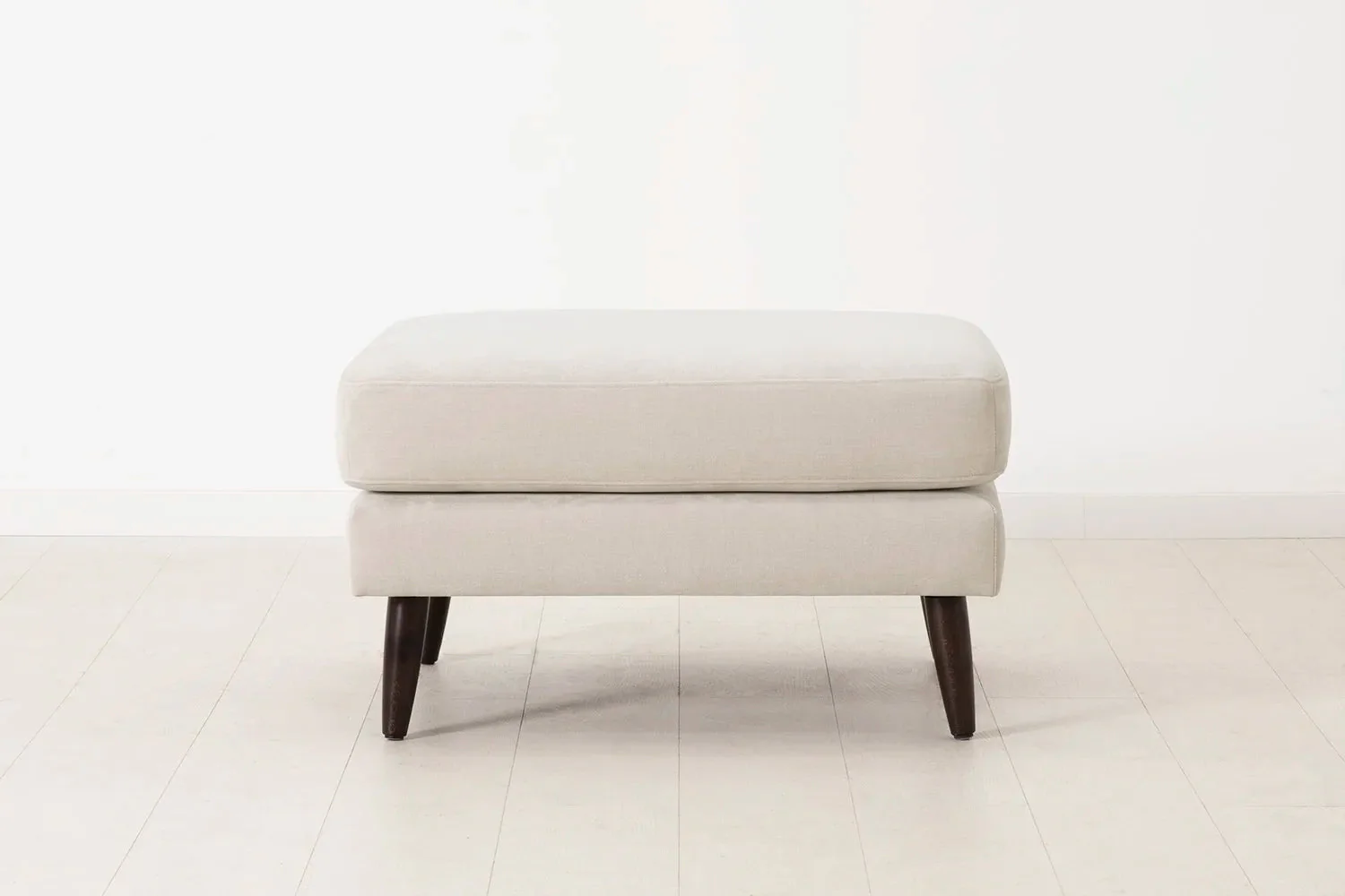 Model 08 Ottoman, Chalk