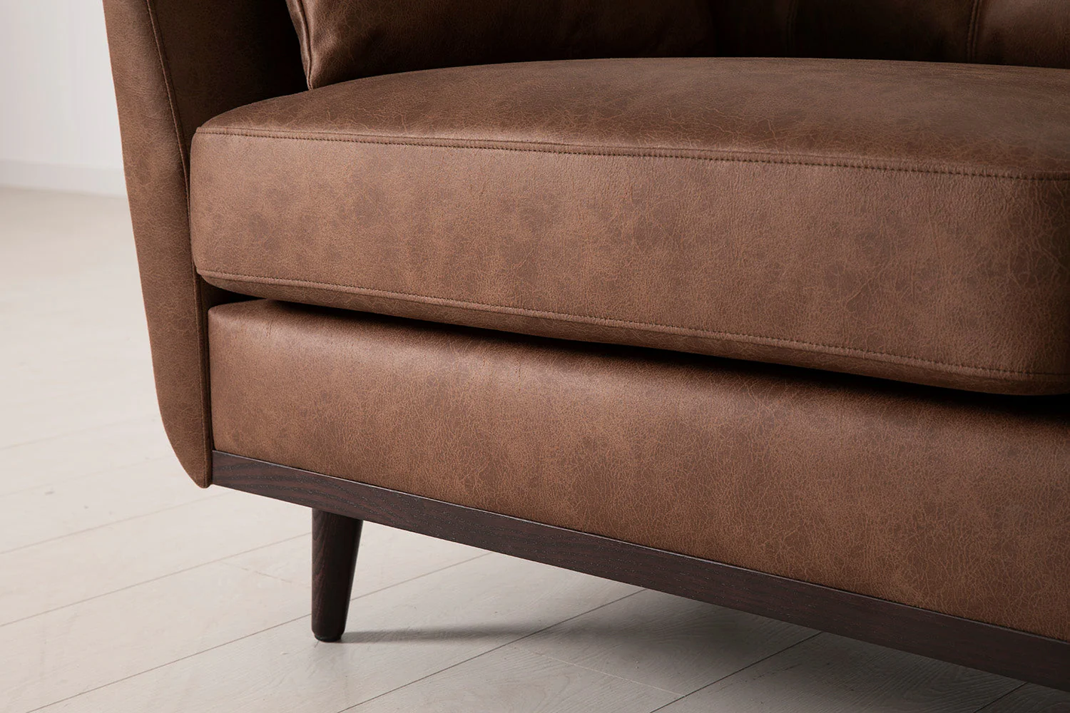 Model 10 2-Seater Sofa with Ottoman, Chestnut - Image 7