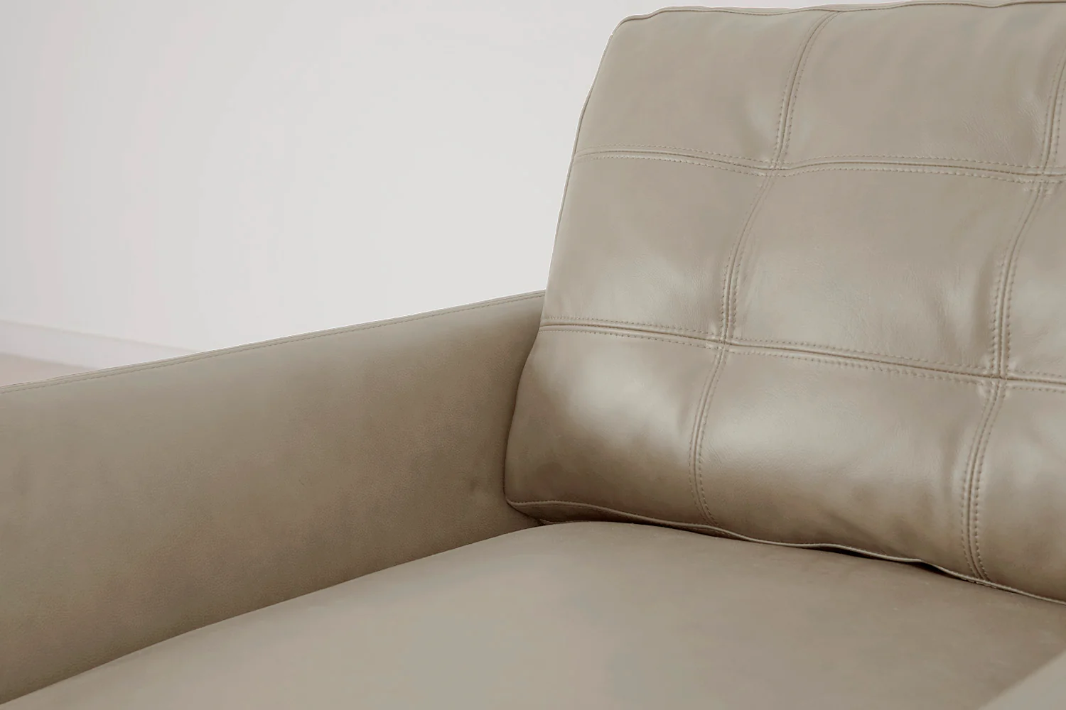 Model 10 Chaise Longue, Oyster - Image 3