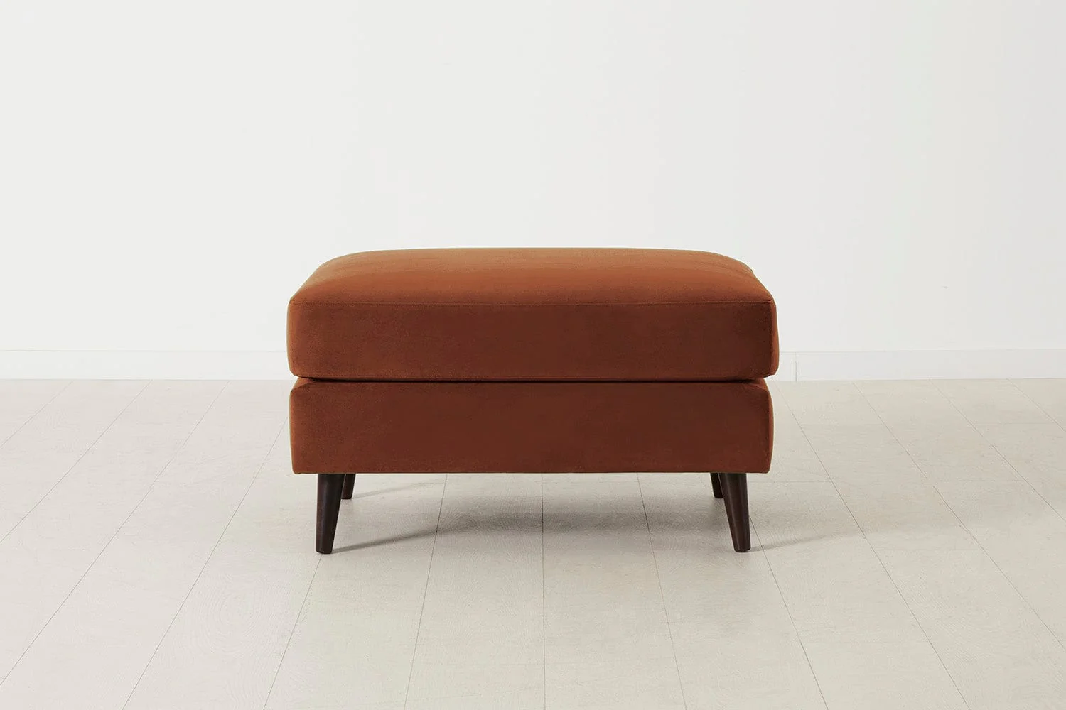 Model 10 Ottoman, Umber