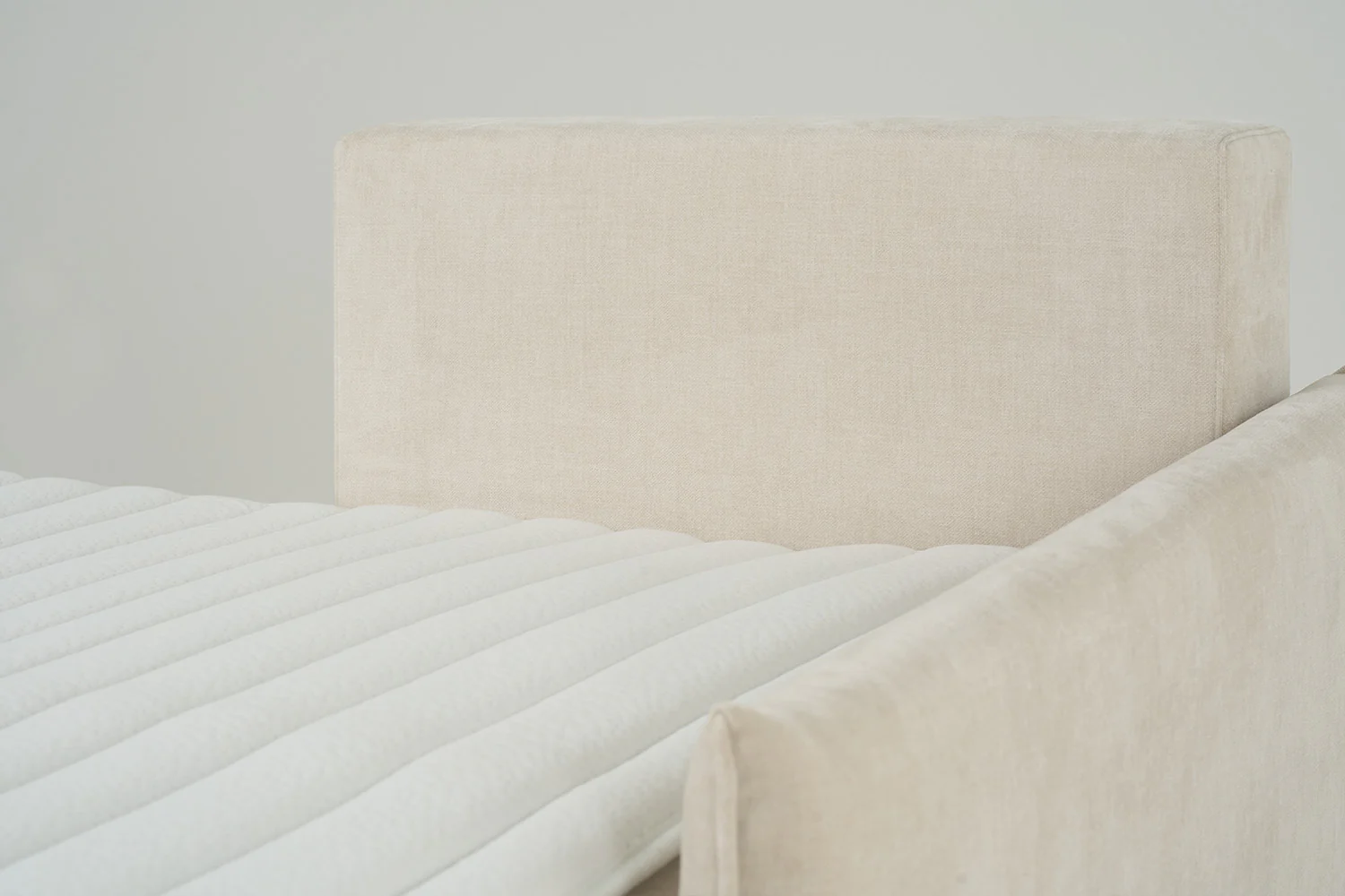 Model 12 Sofa Bed with Storage 3 Seater Right Chaise, Chalk - Image 15