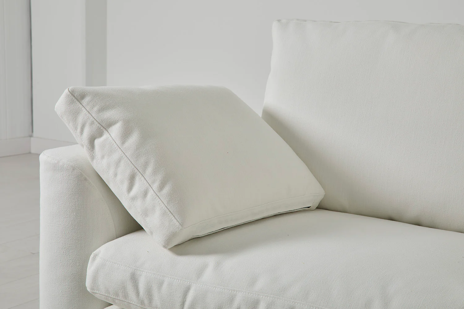 Model 13 2-Seater Left Chaise Sofa, White - Image 4