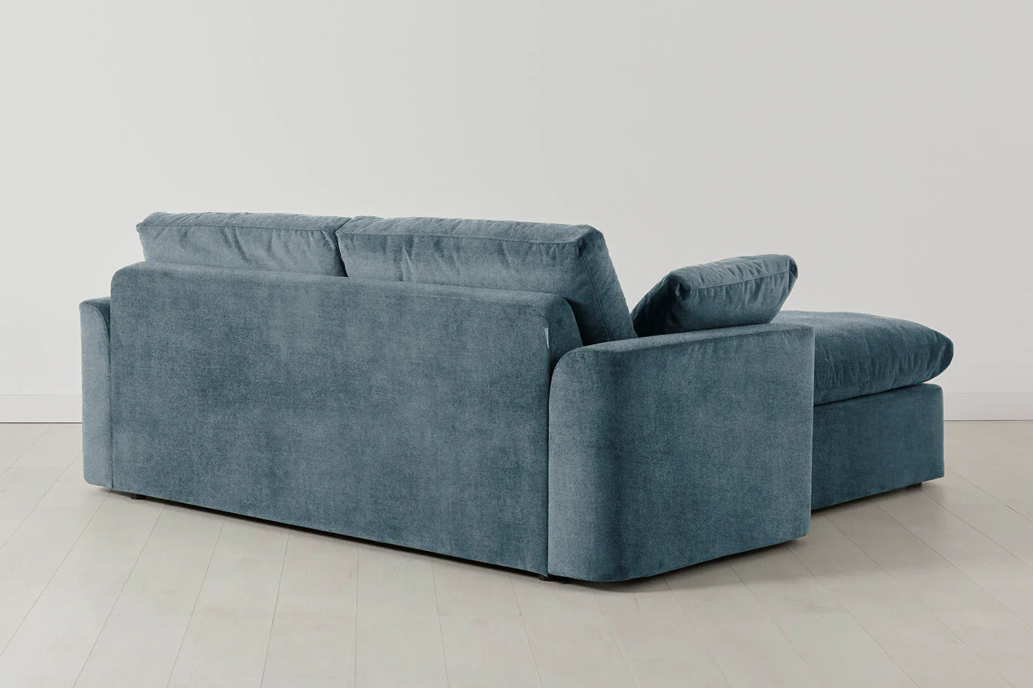 Model 13 2-Seater Right Chaise Sofa, Hydro - Image 3