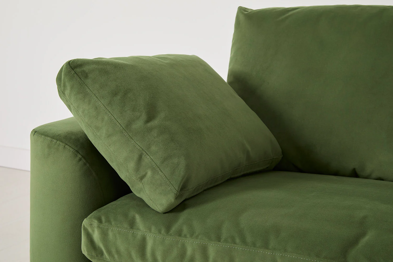 Model 13 2-Seater Right Chaise Sofa, Vine - Image 4