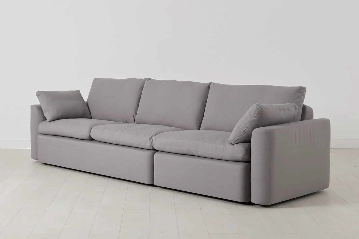 Model 13 4-Seater Sofa, Risso - Image 3
