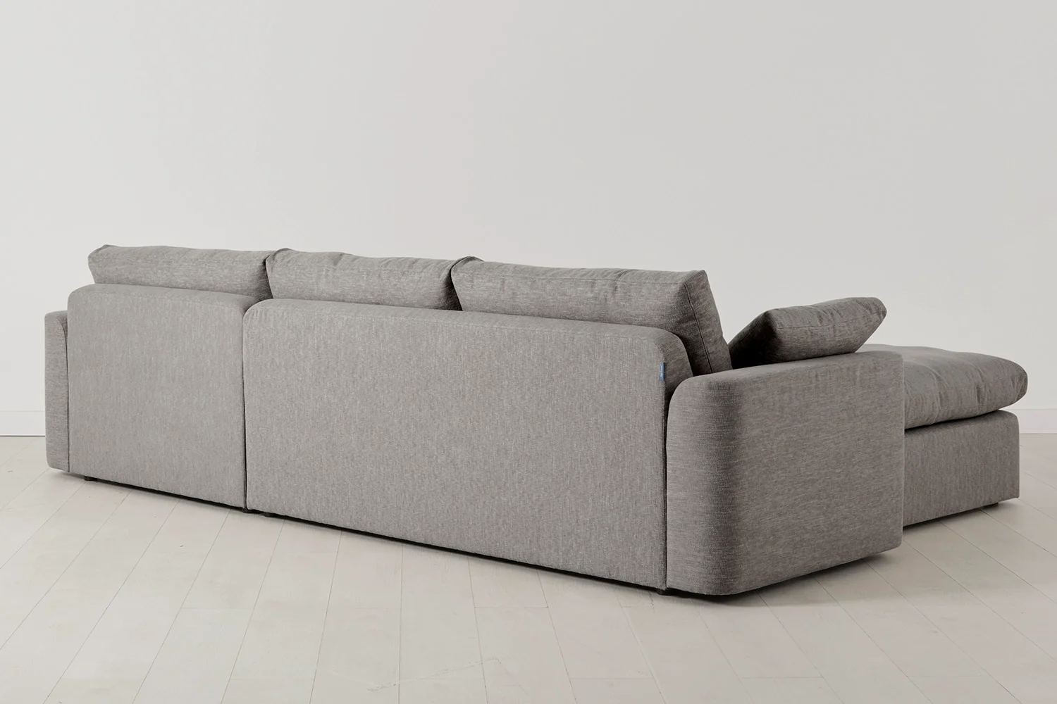 Model 13 4-Seater Sofa with Ottoman, Shadow - Image 3