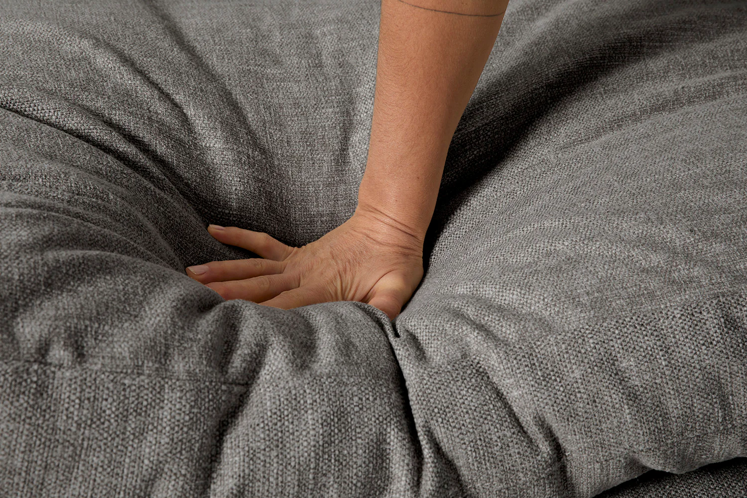 Model 13 Corner Sofa, Shadow - Image 7