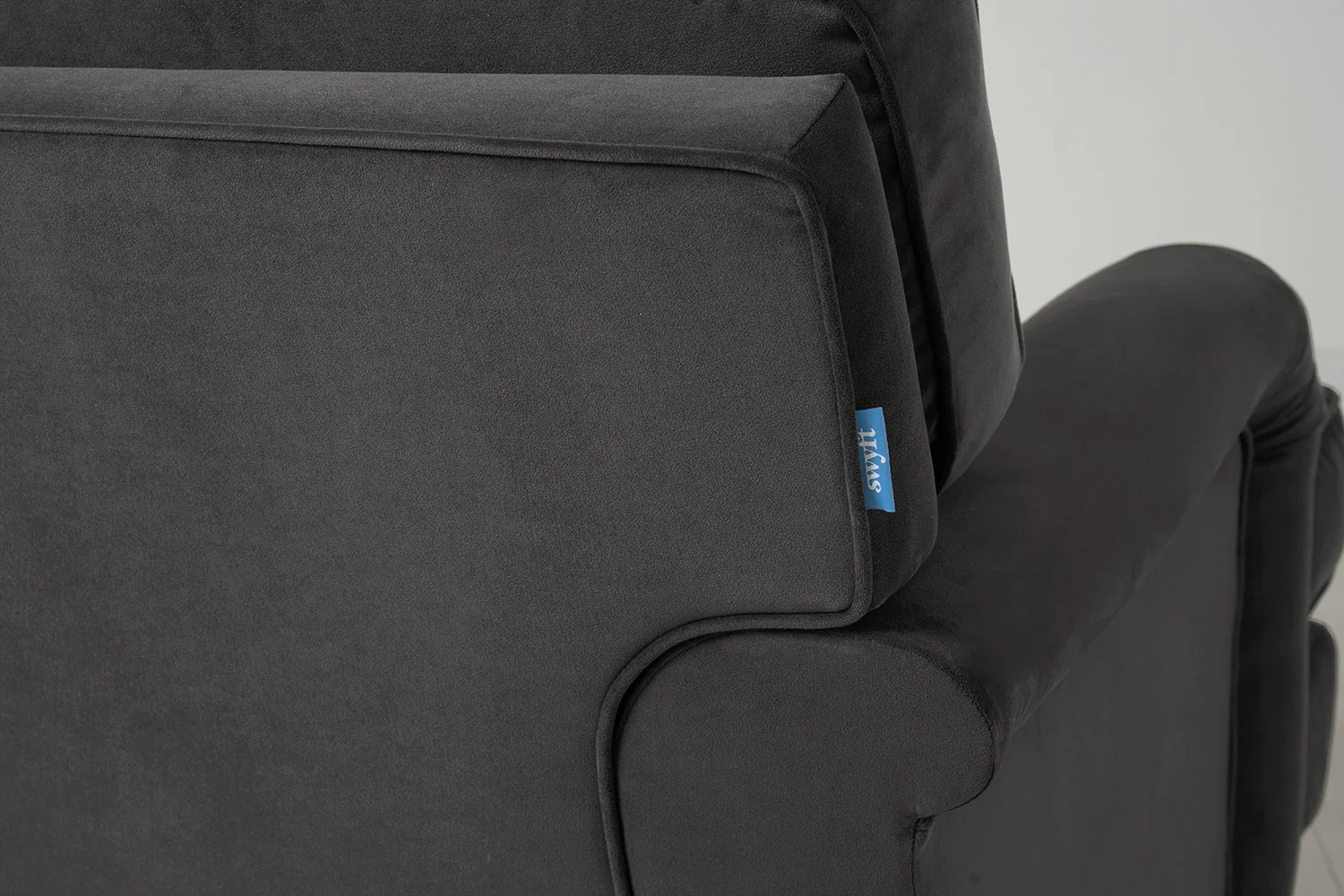 Model 15 Chaise Longue, Charcoal - Image 4