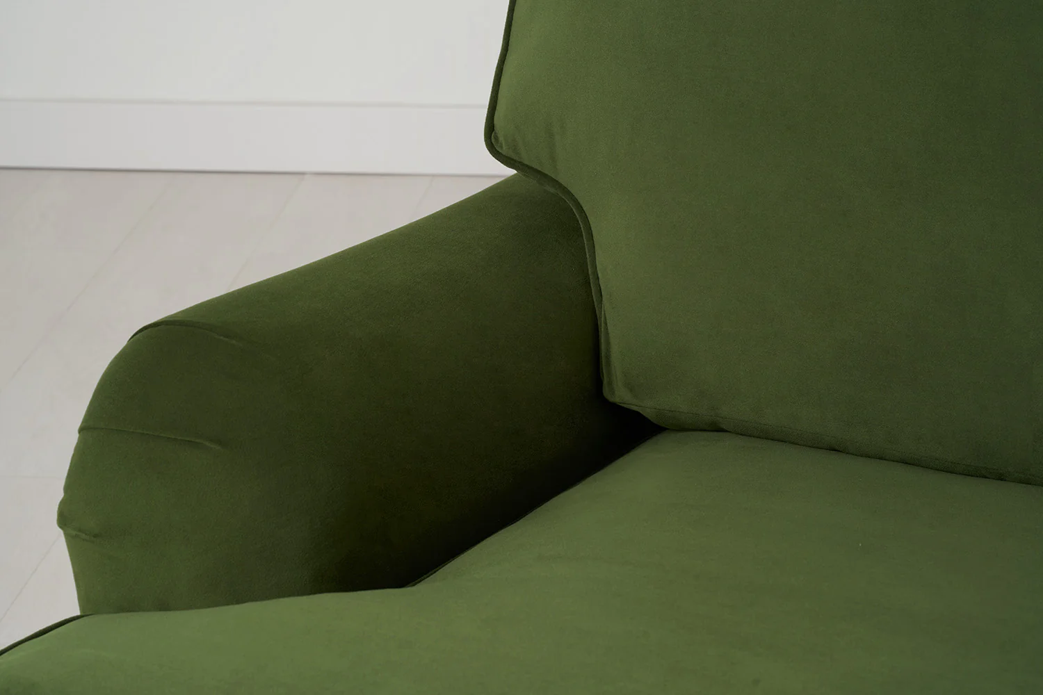 Model 15 Loveseat, Vine - Image 5