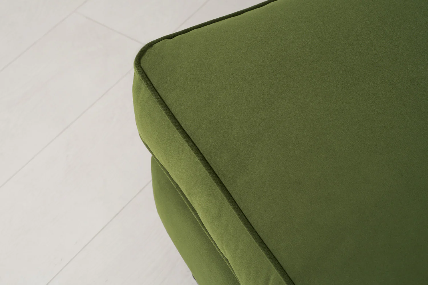 Model 15 Ottoman, Vine - Image 3