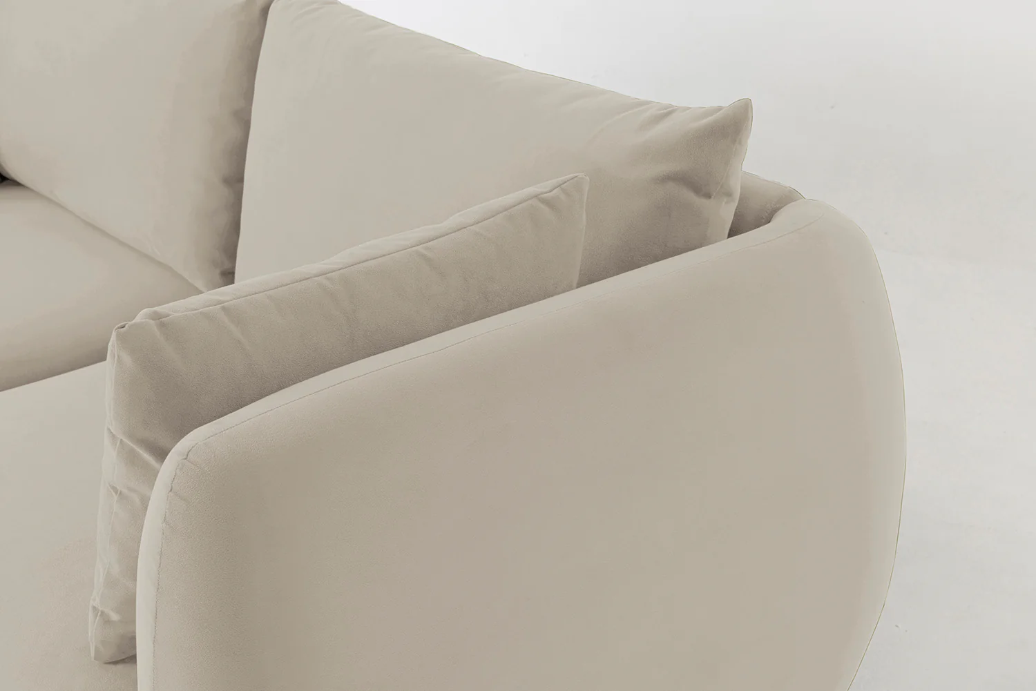 Model 16 3 Seater Sofa, Bone - Image 5