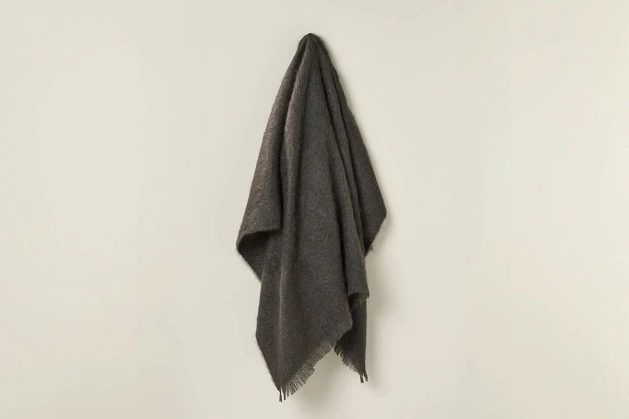 Mohair Throw - Image 2