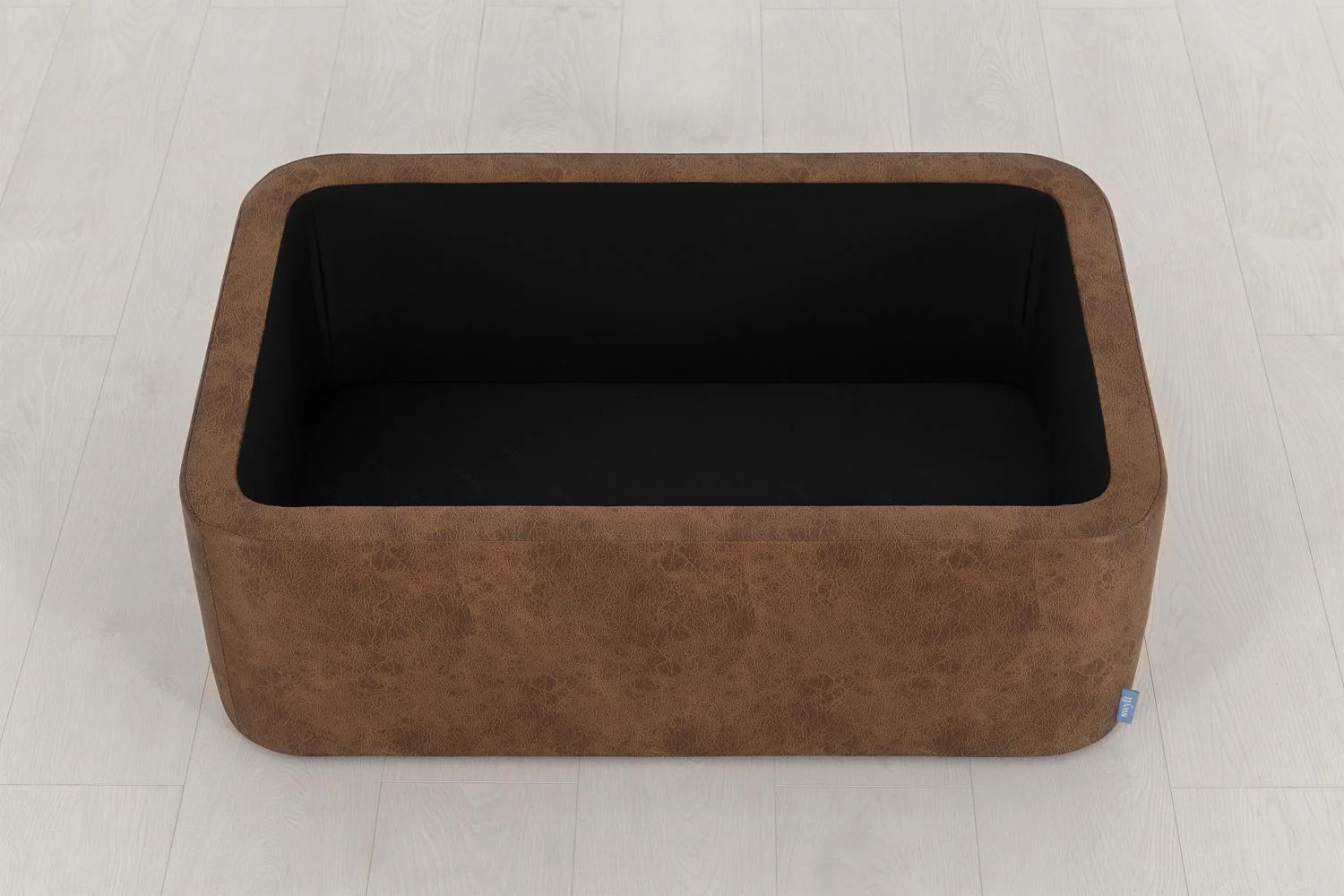 Storage 02, Chestnut - Image 10