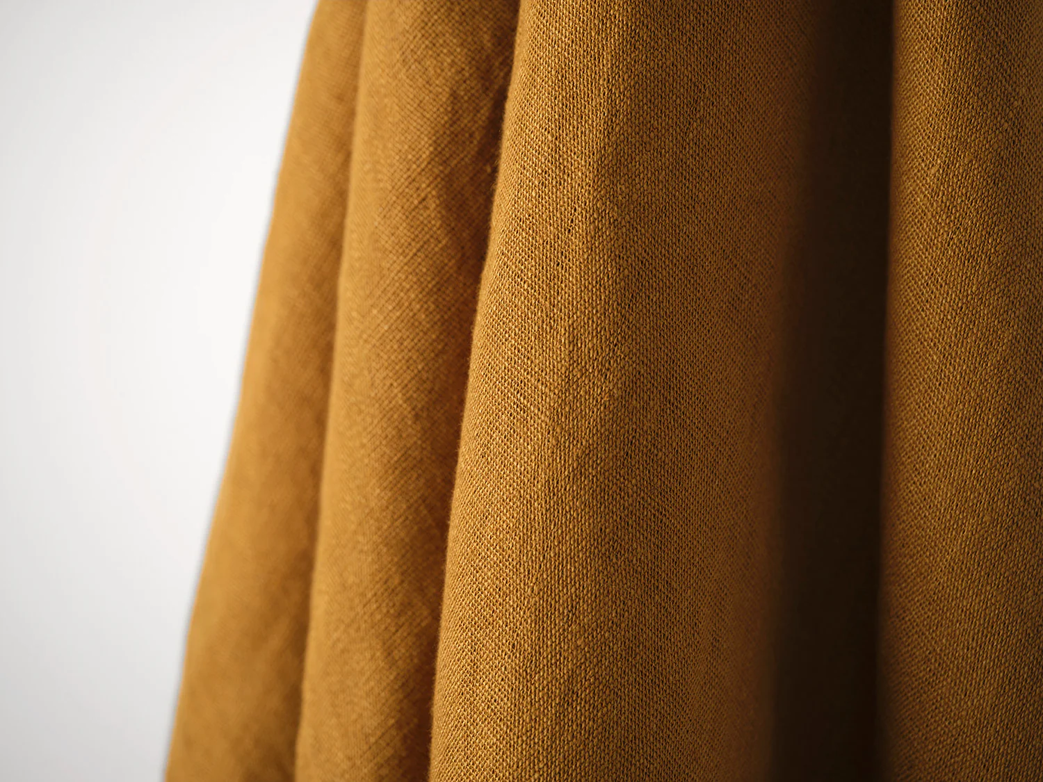 Throw 03, Yellow - Image 5